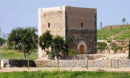 Башня Торре-ден-Дольса (Torre d’en Dolca)(фото)