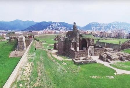 Крепость Сьютаделья в Росасе