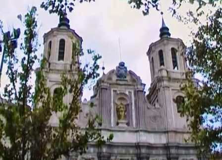 Церковь святой Изабеллы Португальской в Сарагосе (Iglesia de Santa Isabel de Portugal) (фото)