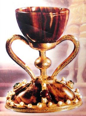  Чаша Священного Грааля