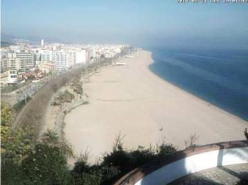 Вебкамера Калельи (Calella): вид на пляж (фото)