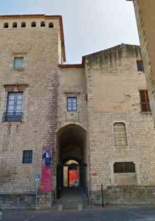 Музей искусства в Жироне (Museo de Arte de Girona) (фото)