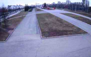 Веб-камера Перми: вид на Эспланаду с перекрестка улиц Ленина и Попова