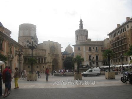 Площадь Святой Девы в Валенсии (Plaça de la Verge) (фото)