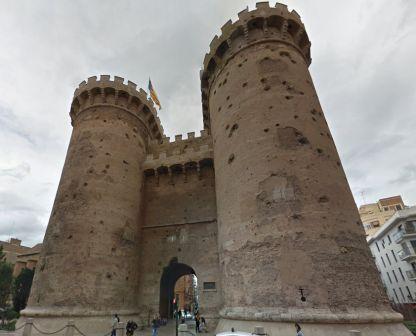 Башни Торрес-де-Кварт в Валенсии (Torres de Quart) (фото)