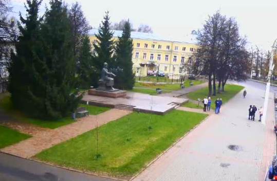 Веб-камера Костромы: памятник Юрию Долгорукому
