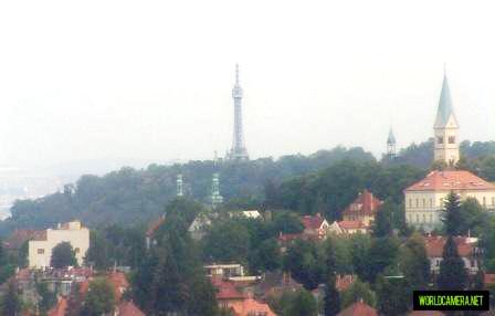 Веб камера Праги: вид на Петршинскую башню
