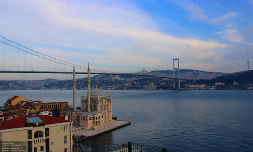 Веб камера Стамбула: пролив Босфор и Мост мучеников 15 июля